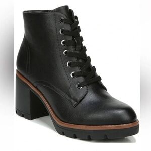 NATURALIZER Madalynn Boots